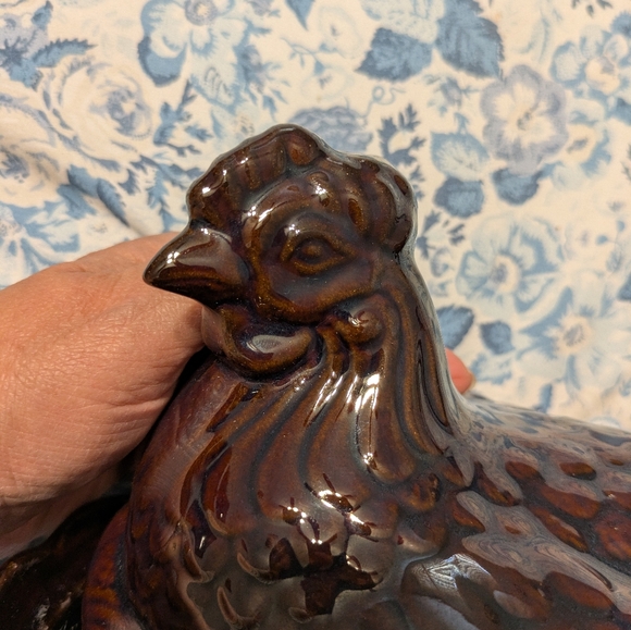 Vintage Ceramic Hen Dish - Picture 9 of 12